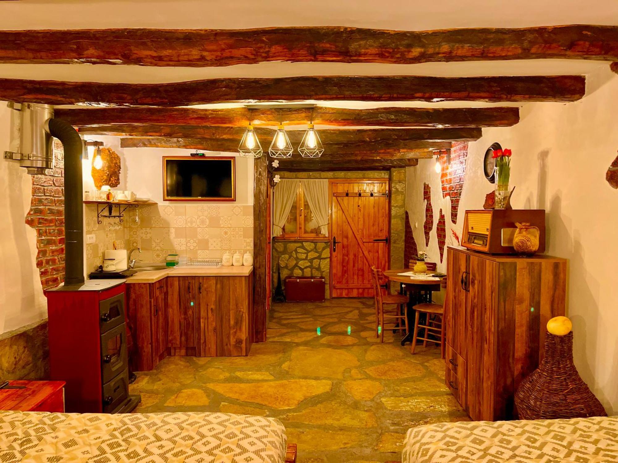 Etno Selo Stanojevic Hotel Boljevac ภายนอก รูปภาพ