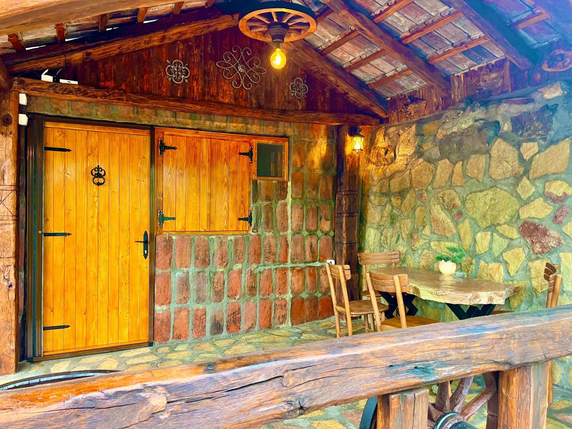 Etno Selo Stanojevic Hotel Boljevac ภายนอก รูปภาพ