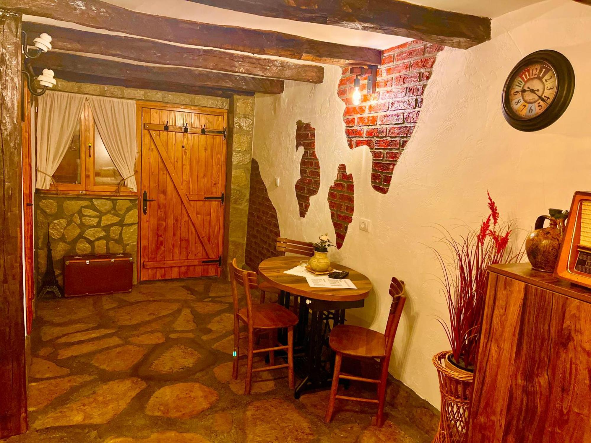 Etno Selo Stanojevic Hotel Boljevac ภายนอก รูปภาพ